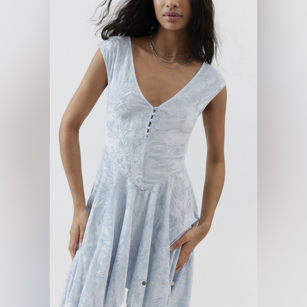NWOT Urban Outfitters Corina Velvet Short Sleeve Minidress - Picture 2 of 5